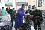 Prajurit TNI di Korem 011/LW Ikut Sosialisasi Vaksinasi COVID-19 dan Swab Antigen