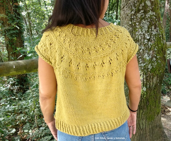 Con hilos, lanas y botones: Ranunculus de verano