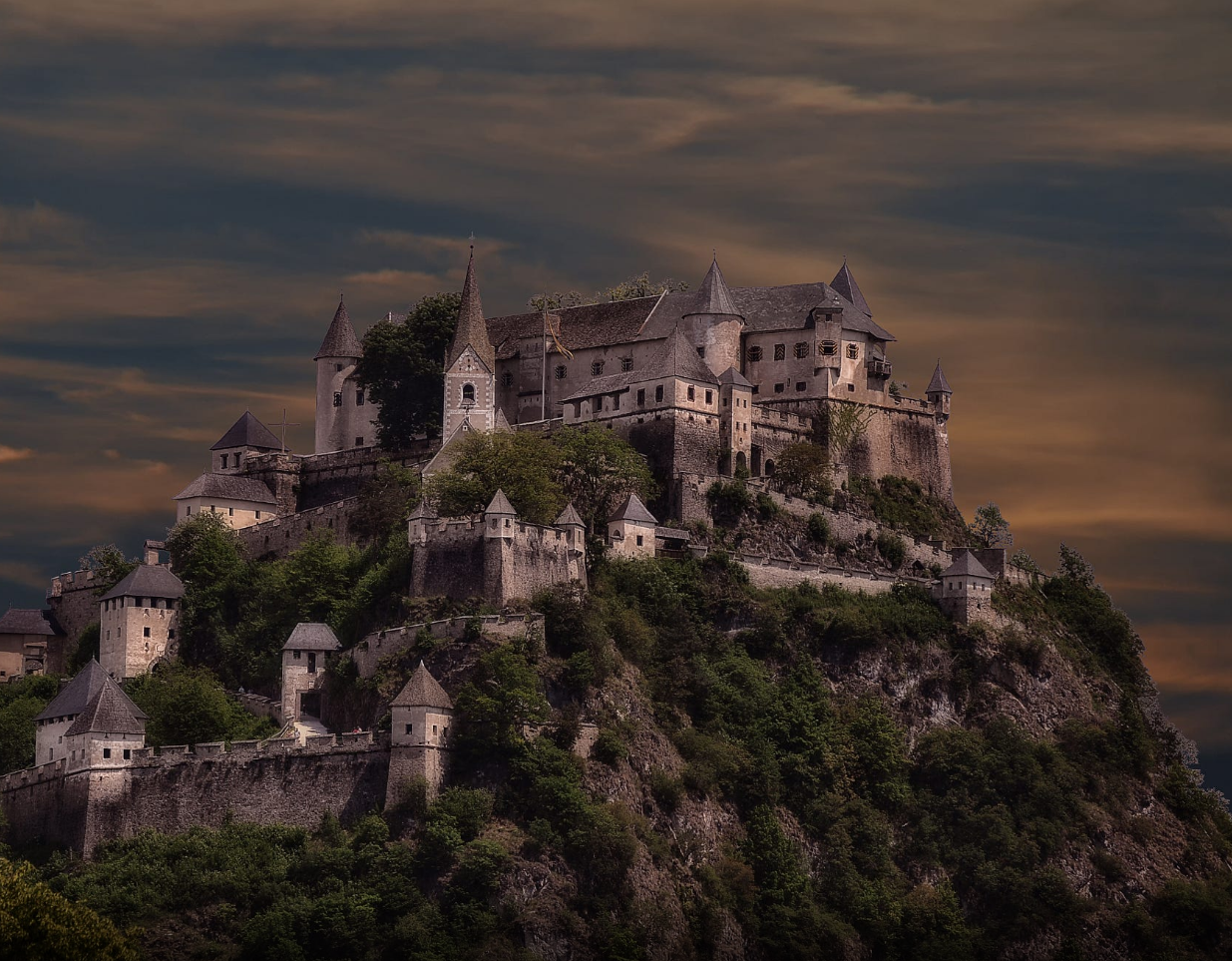 Австрия замок хохостервиц Австрия замок хохостервиц