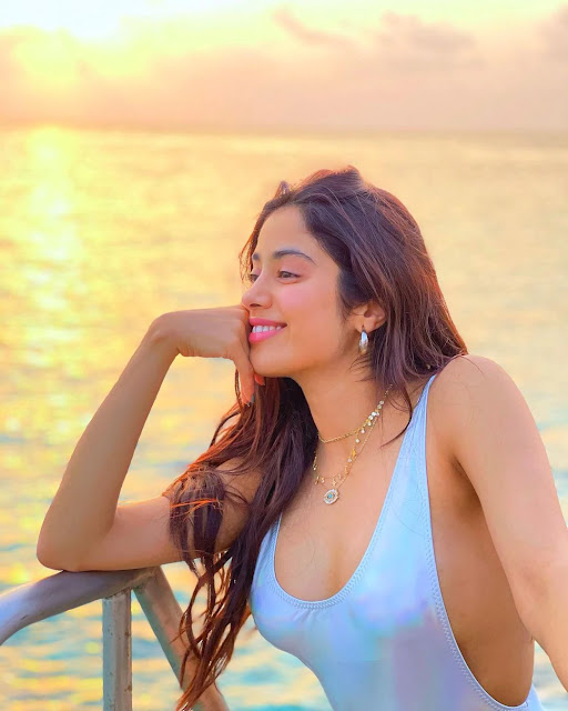 Janhvi Kapoor Image 8