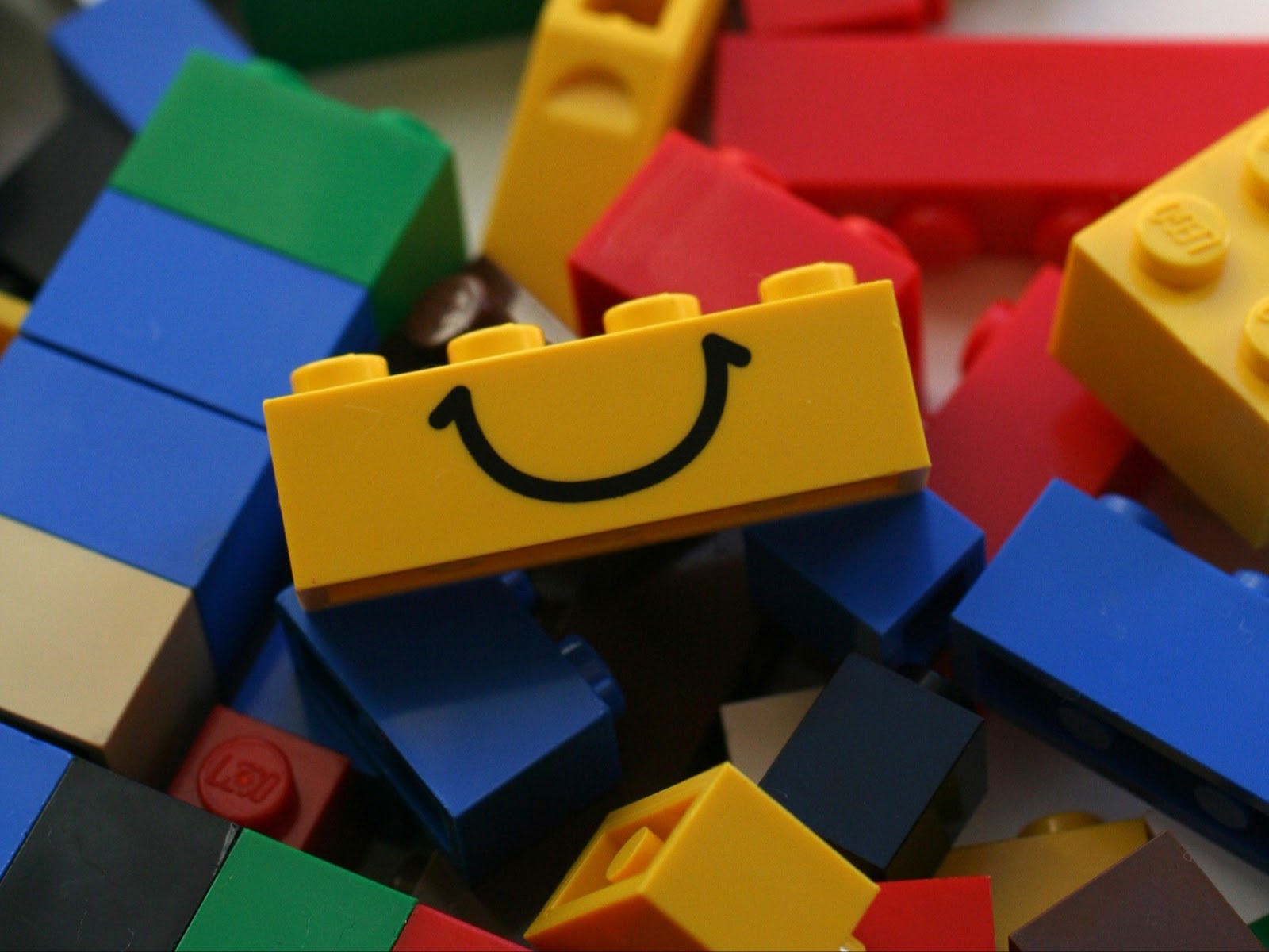 fish and ram Moon & Saturn Rx in Capricorn