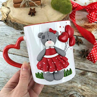 Tazas decoradas con arcilla polimérica o porcelana fría