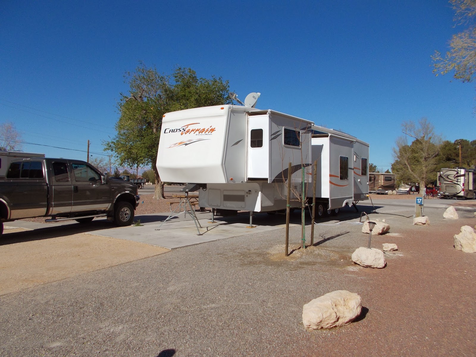 Bonehead's Traveling People Desert Eagle RV Park, Nellis AFB