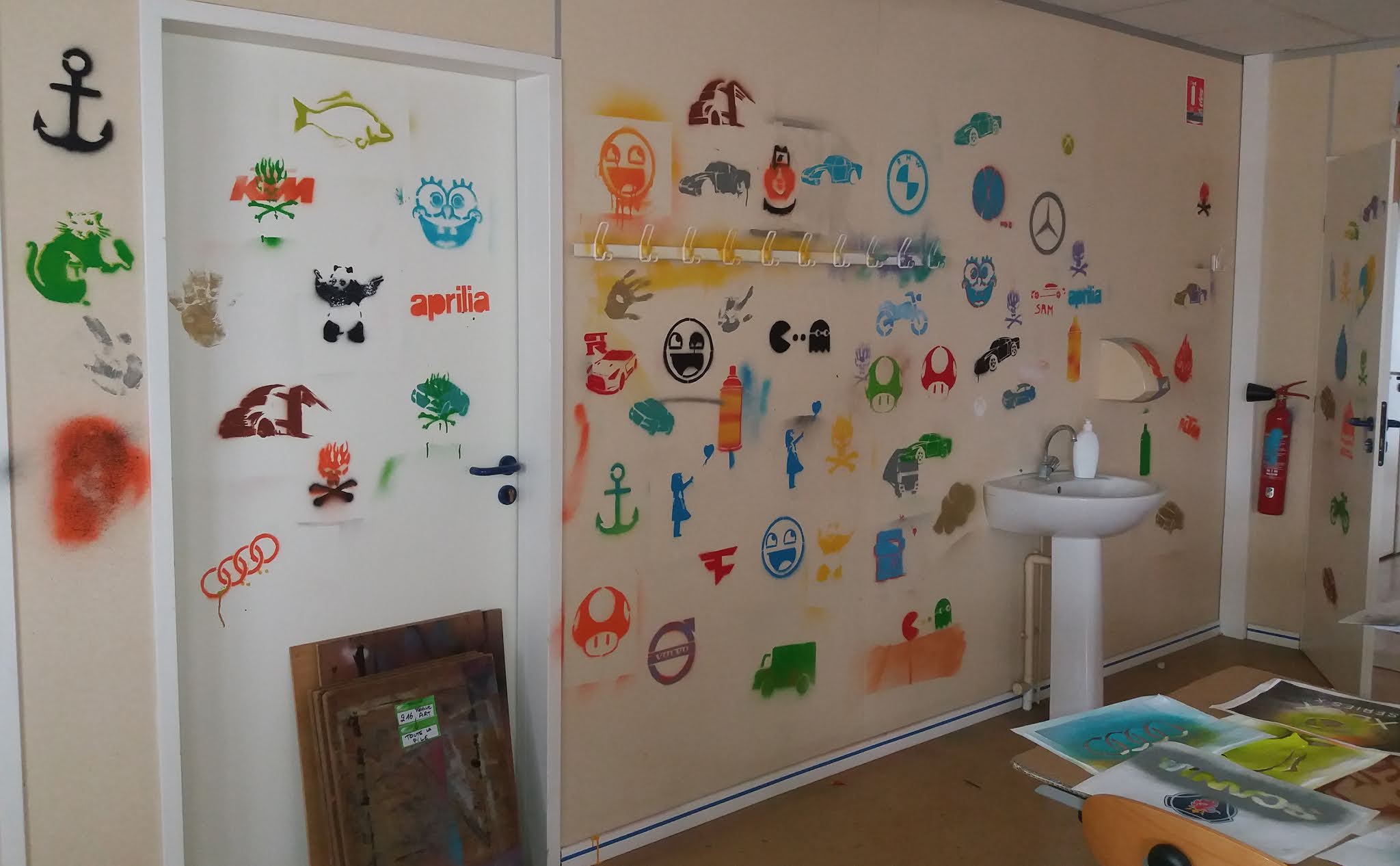 Le Blog des Arts: Couverture du dossier de CCF d'arts appliqués en 1ère
