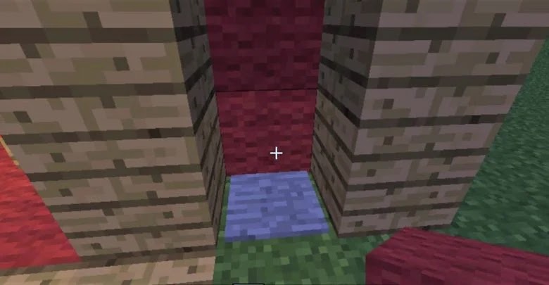 How to make a pressure plate in Minecraft