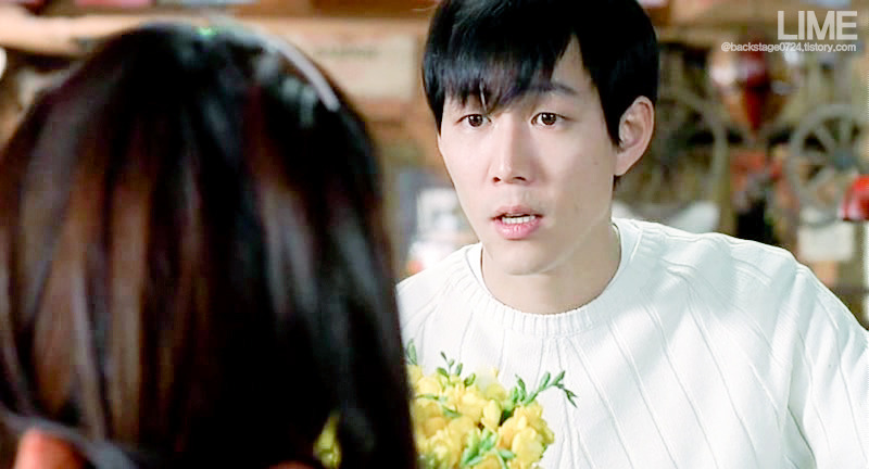 웃을 때 소년같이 웃는 이정재 .jpg | 인스티즈