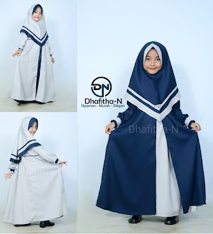 Gamis Anak Perempuan Dhafitha-N Awaliah | Biru Dongker-Abu Muda Gamis Anak Perempuan Dhafitha-N Awaliah | Biru Dongker-Abu Muda