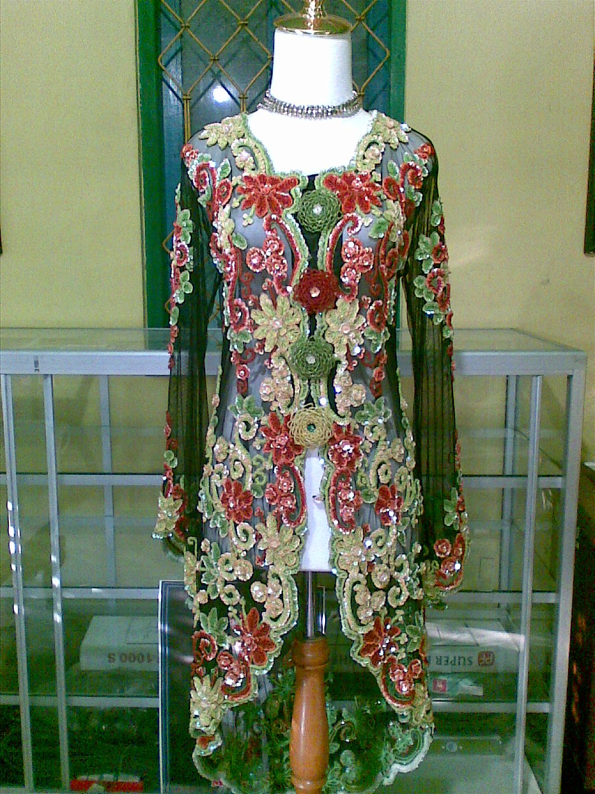 85+ Kombinasi Warna Kebaya Kuning