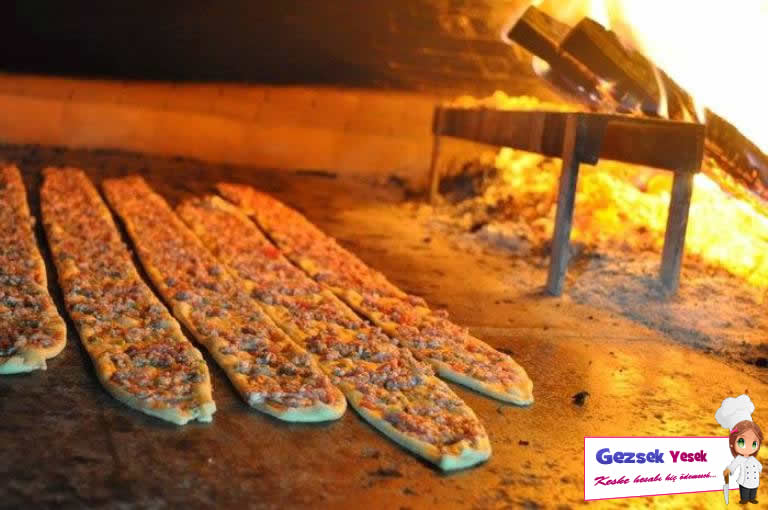 Gezsek Yesek Hasan Usta Konya Etli Ekmek Esat/Ankara