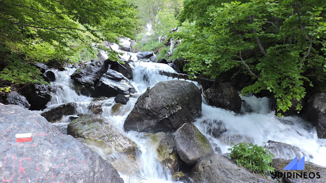 JPirineos: Palas (2.974 m) desde la Sarra por la chimenea Ledormeur