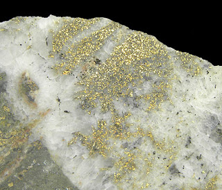 ouro electro em matriz de quartzo esfalerita