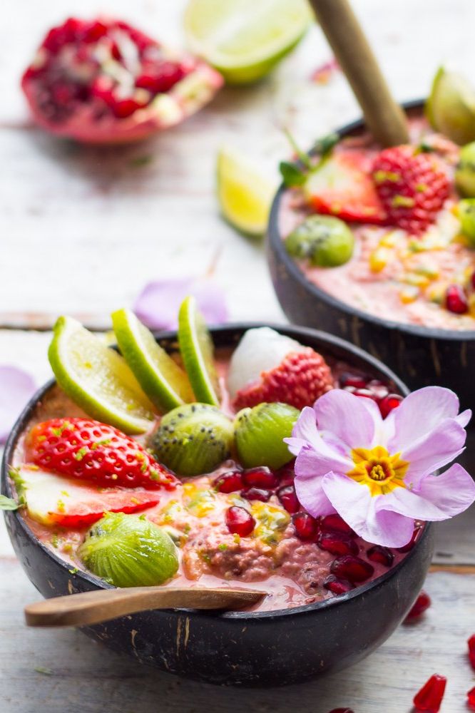 Tropical Bircher Bowls | Find 11+ Vegan Smoothie Bowls To Make Again and Again | homemade smoothies | healthy smoothie | easy smoothie recipes | breakfast smoothies | simple smoothies #smoothiebowls #smoothiebowlrecipe #vegan #breakfast
