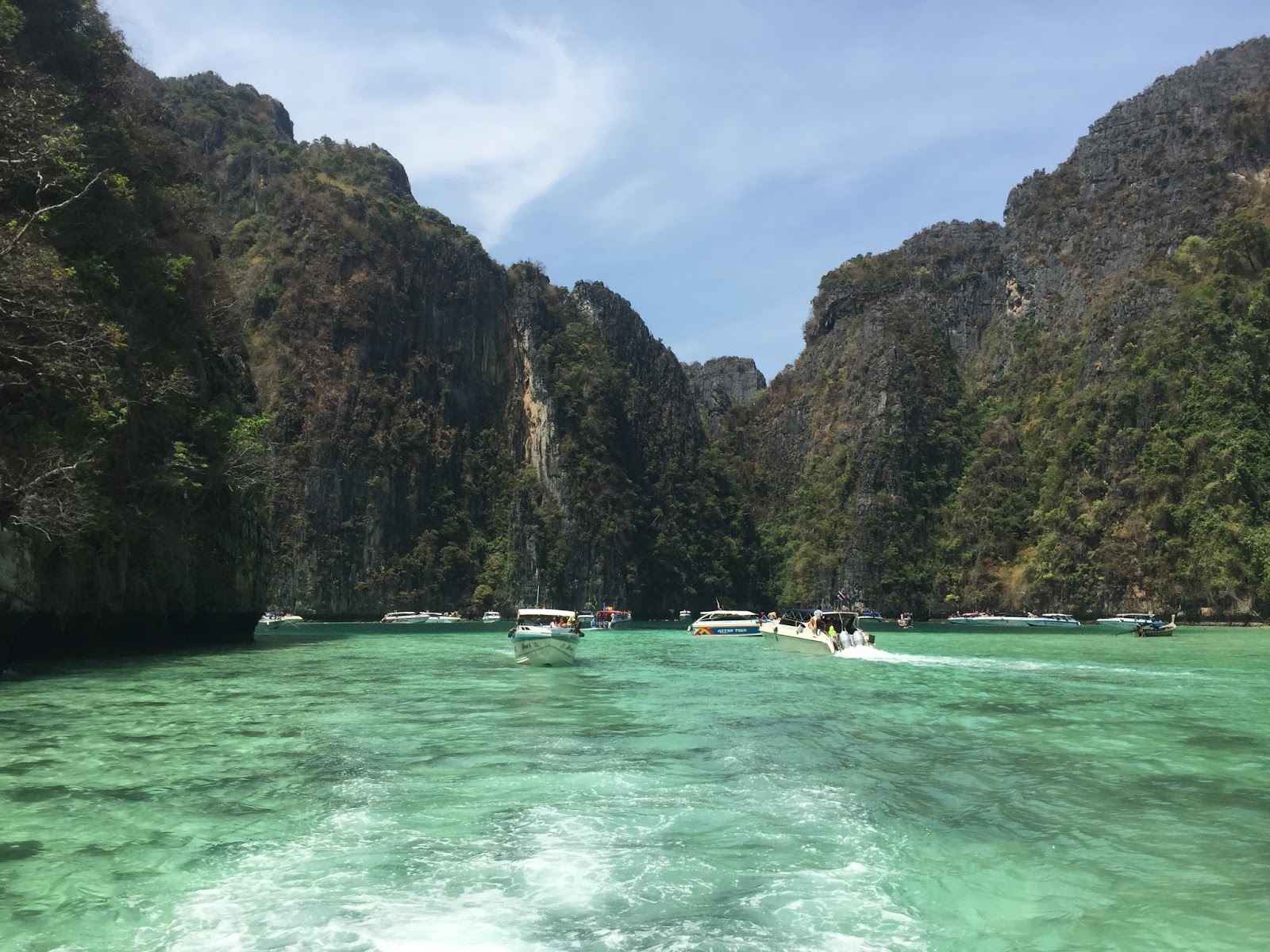 Остров джеймса бонда в тайланде. Острова на пхукете самостоятельно. Национальный парк сиринат на пхукете. Пхукет интересные места для посещения. Рача таиланд.