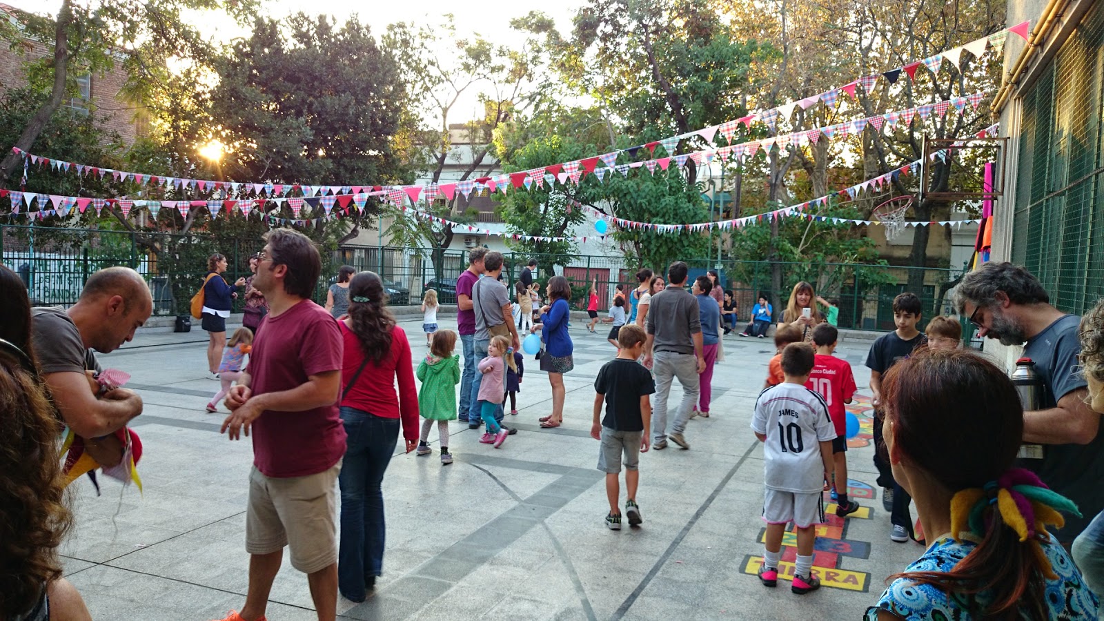 croquis/sketches.fedetessa Escuela Petronila Rodriguez / Petronila