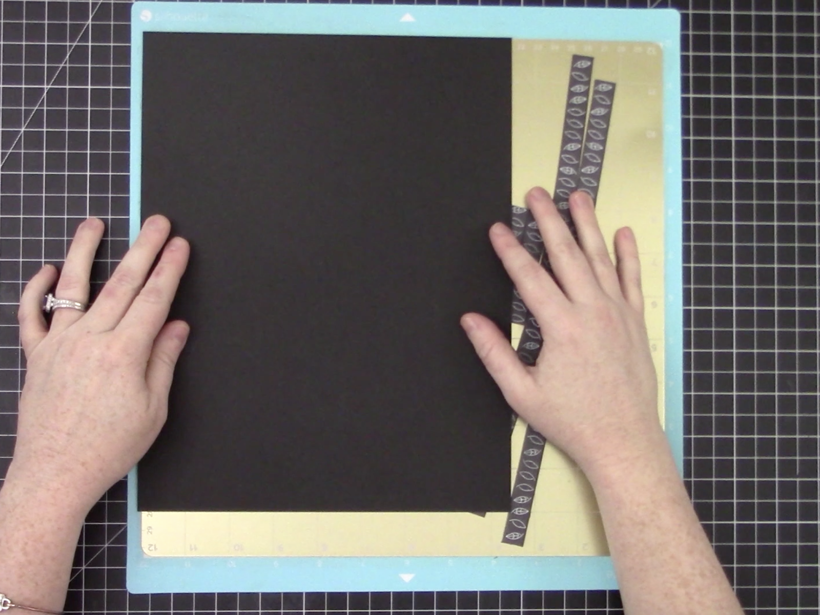 How to Use Foil Quill Cutting Mat on Silhouette CAMEO 4 Silhouette School