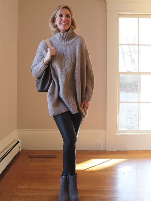 Sample Sale Mom Blog: Outfit of the Day: Oversized Sweater, Faux