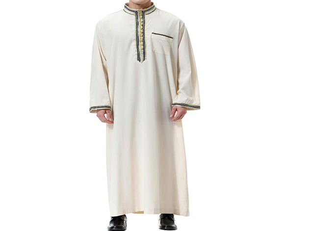 "Thawb" is traditional dress of which region?