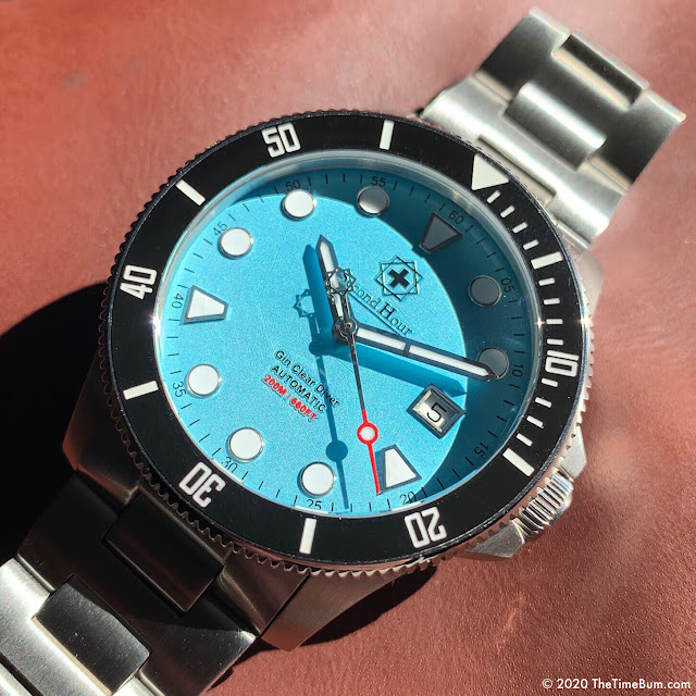 Second Hour Gin Clear Diver Pastel Blue
