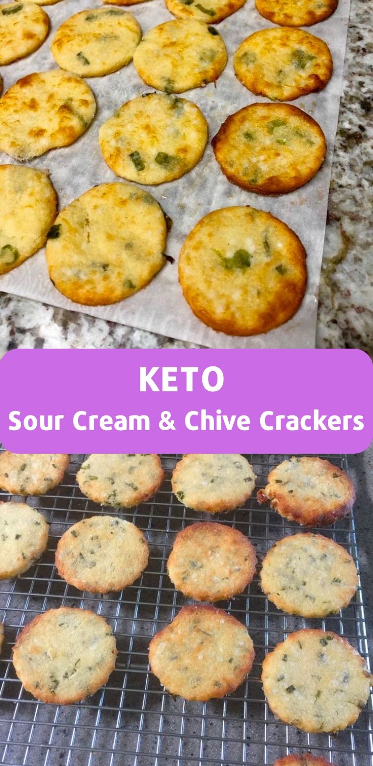 Keto Sour Cream and Chive Crackers Joki