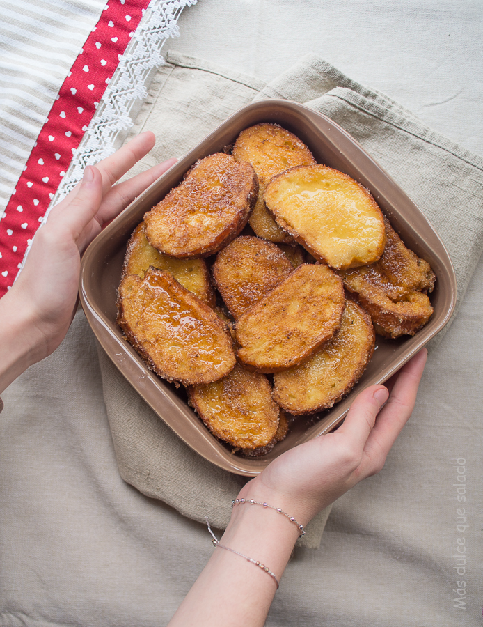 Torrijas con almíbar