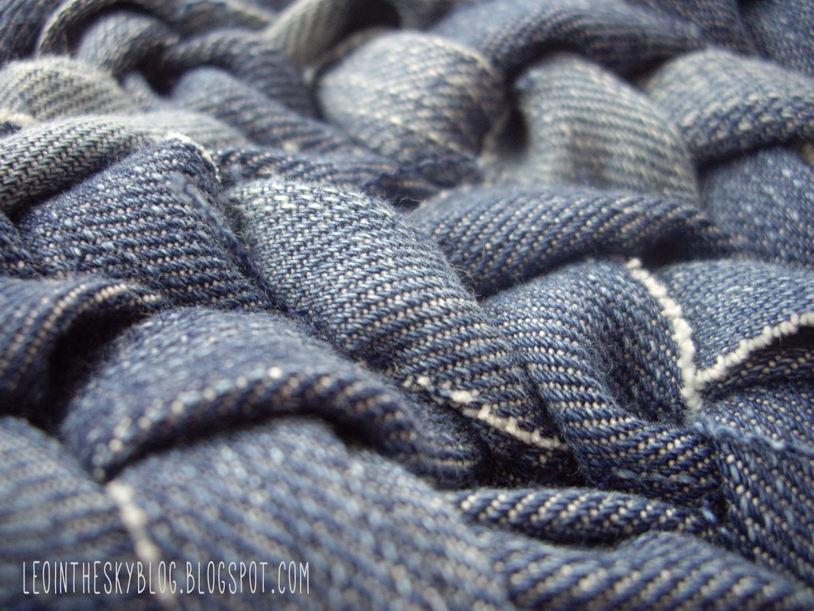 Leo in the Sky: Cómo hacer una alfombra con no morir en el