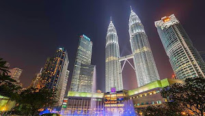 Petronas Twin Towers as Malaysia's Iconic Destination