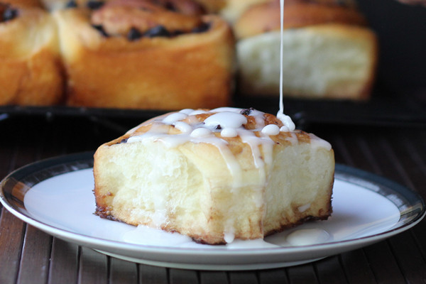 Cookistry: Cherry Swirl Overnight Sweet Rolls #TwelveLoaves
