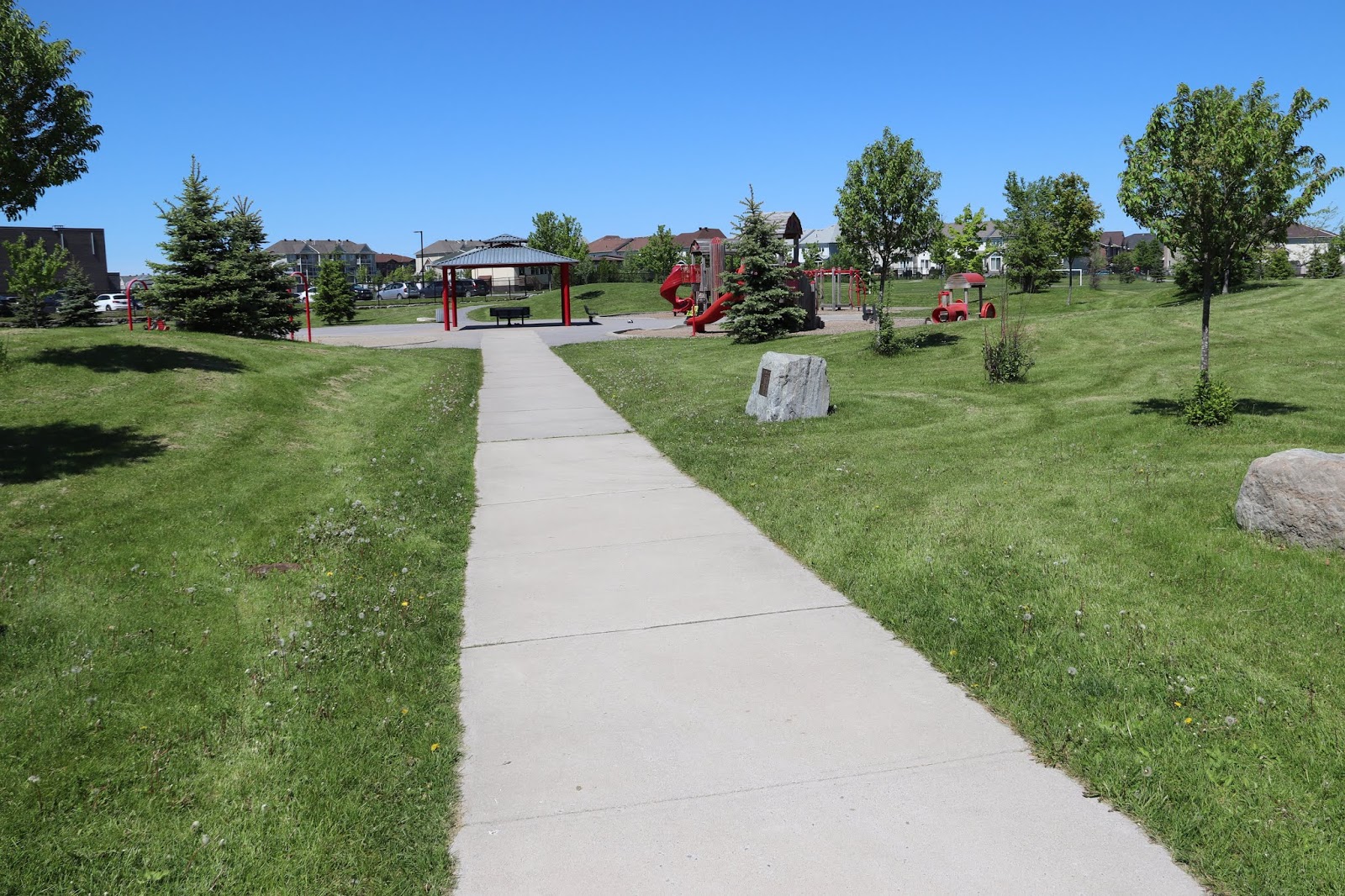 Memorials in Ottawa Foot Guards Park