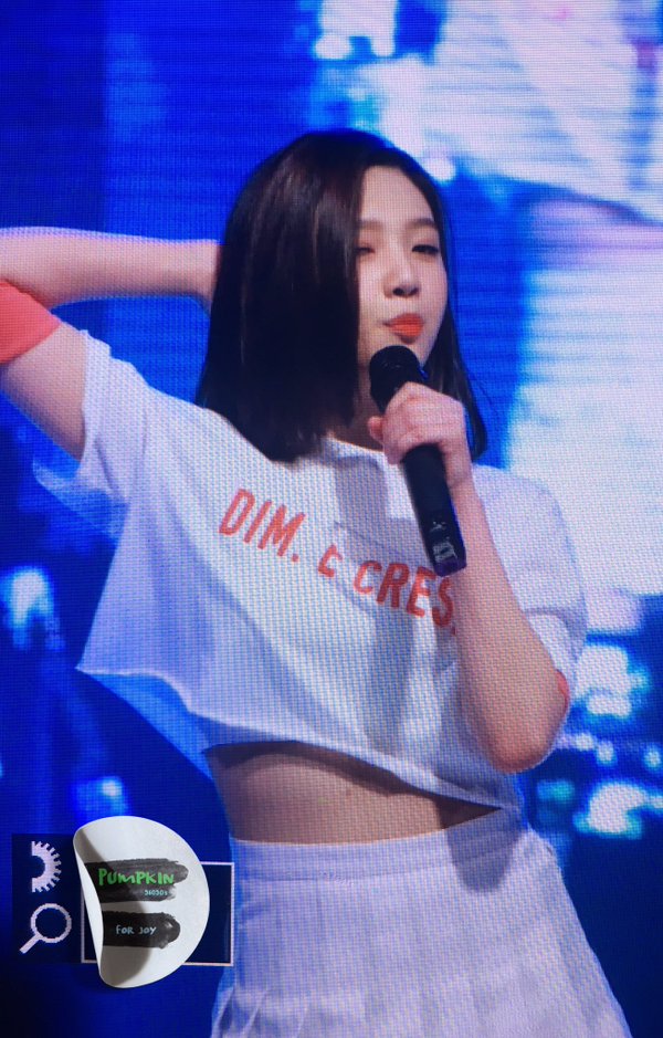 실물보면 홀린다는 요즘 레드벨벳 조이 | 인스티즈