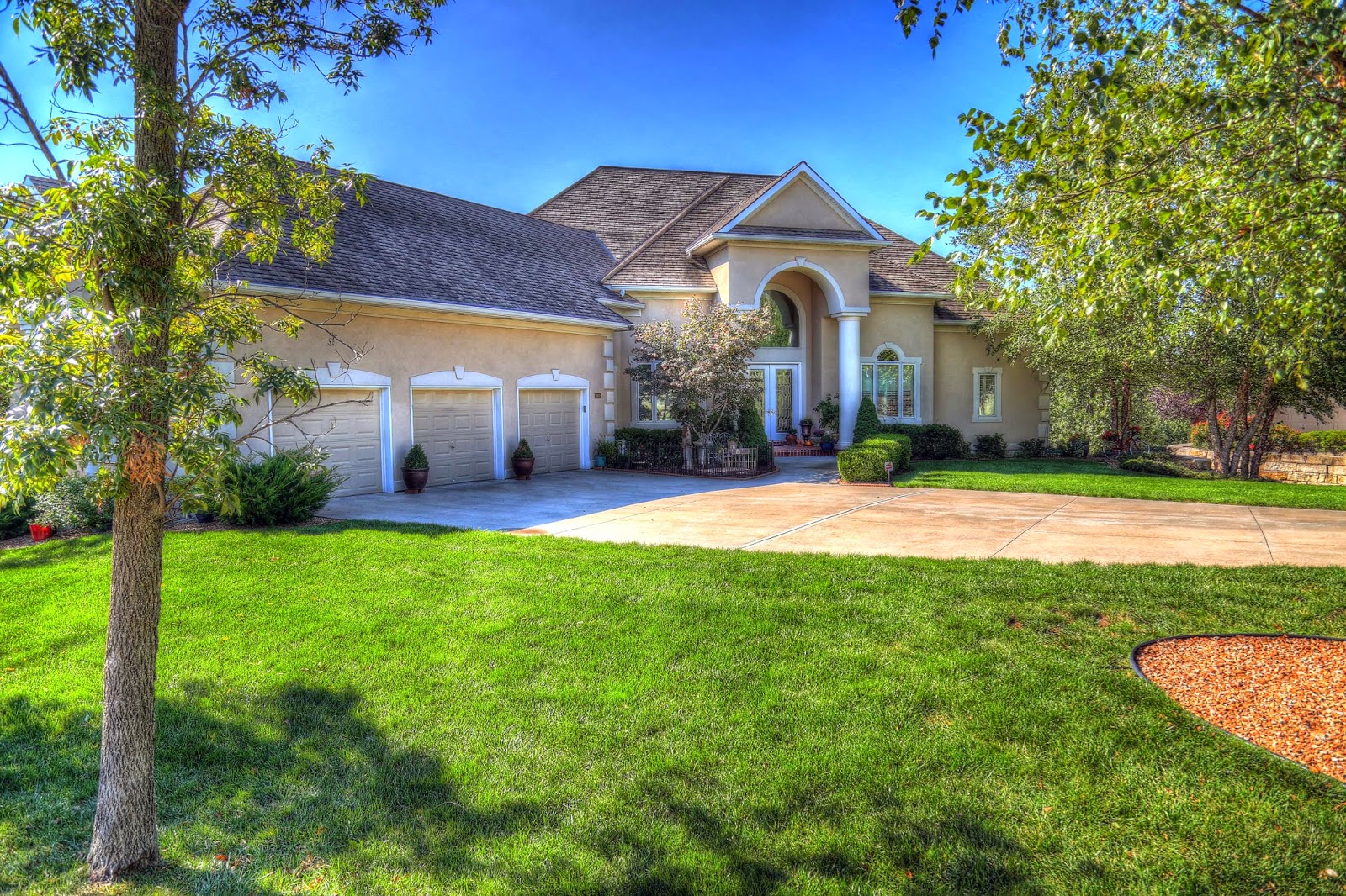 Lee's Summit, MO 64081 Home for Sale Home for Sale Winterset Woods