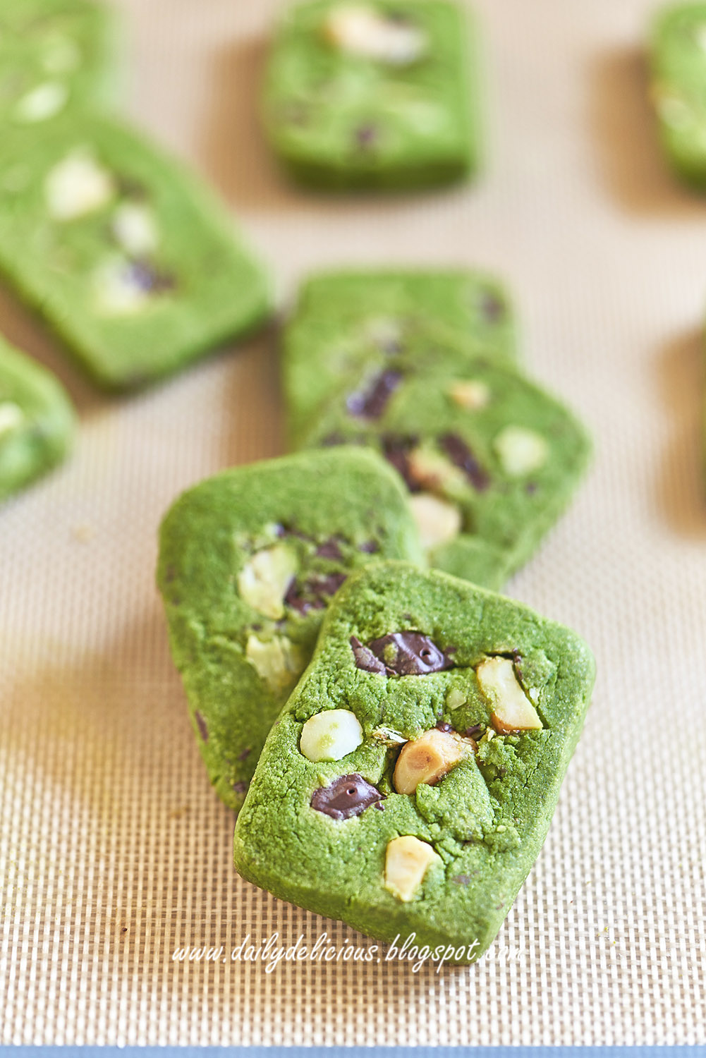 dailydelicious Green tea chocolate chunk icebox cookies
