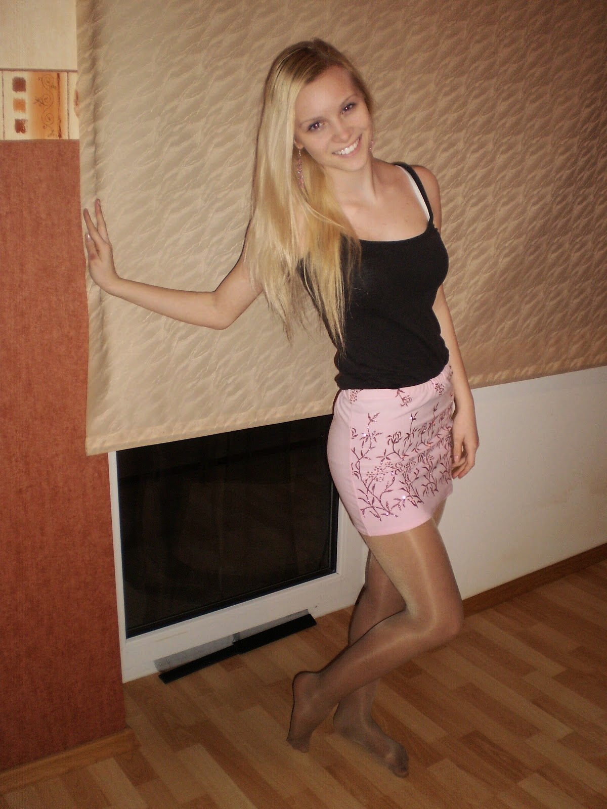 Stunning Woman In Pantyhose ~ Pantyhose Fashion Blog