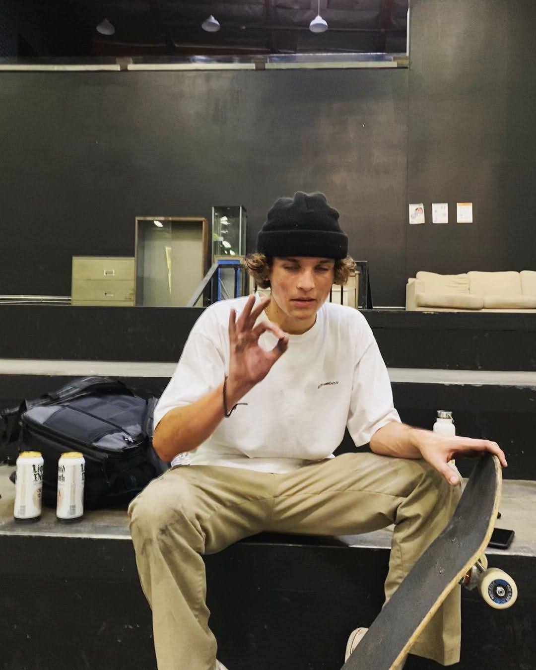 Aaron Hull Age, Wiki, Bio, Photos