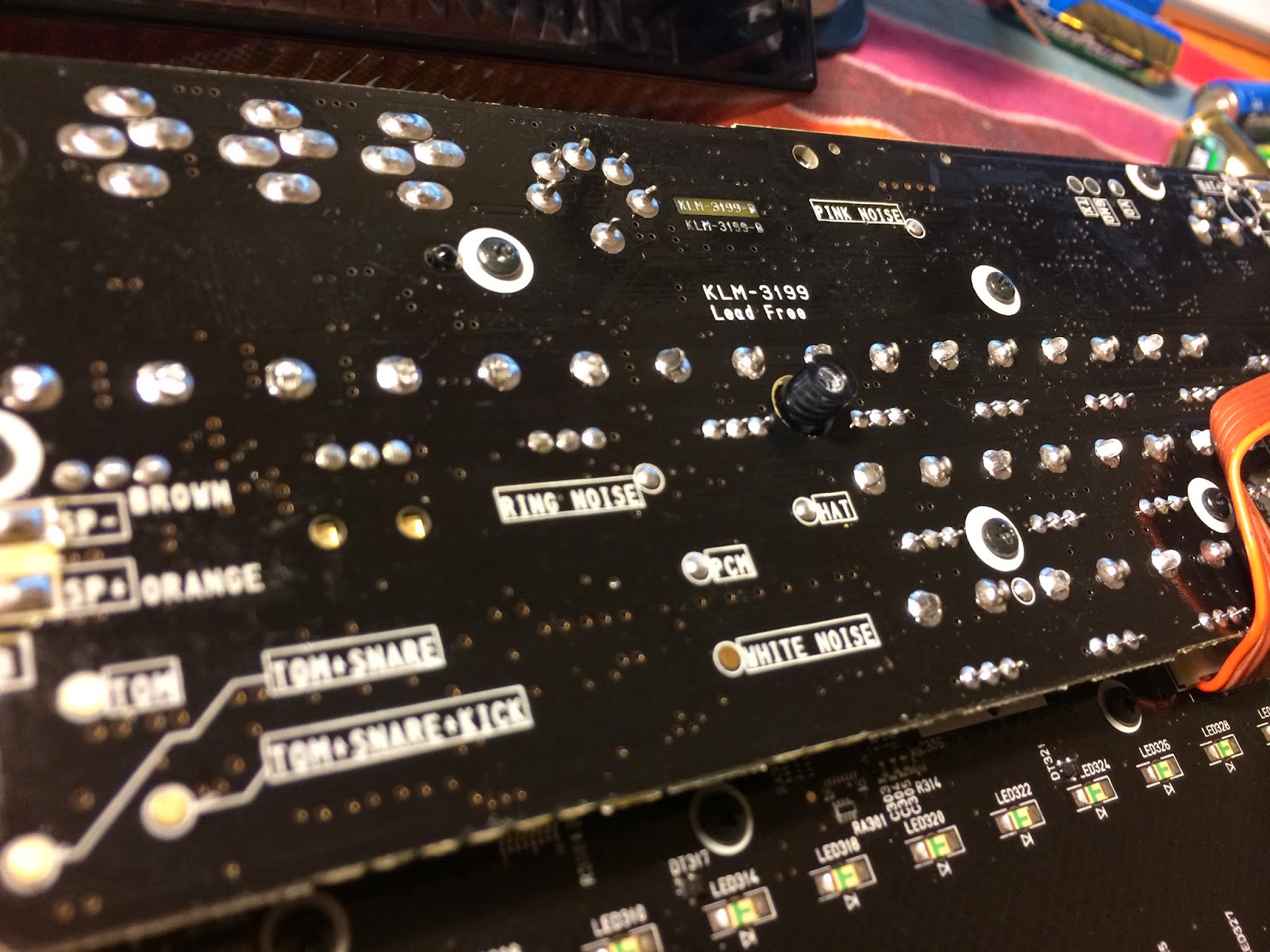 Auxren's Adventures In The World of Synth: Inside the Volca Beats