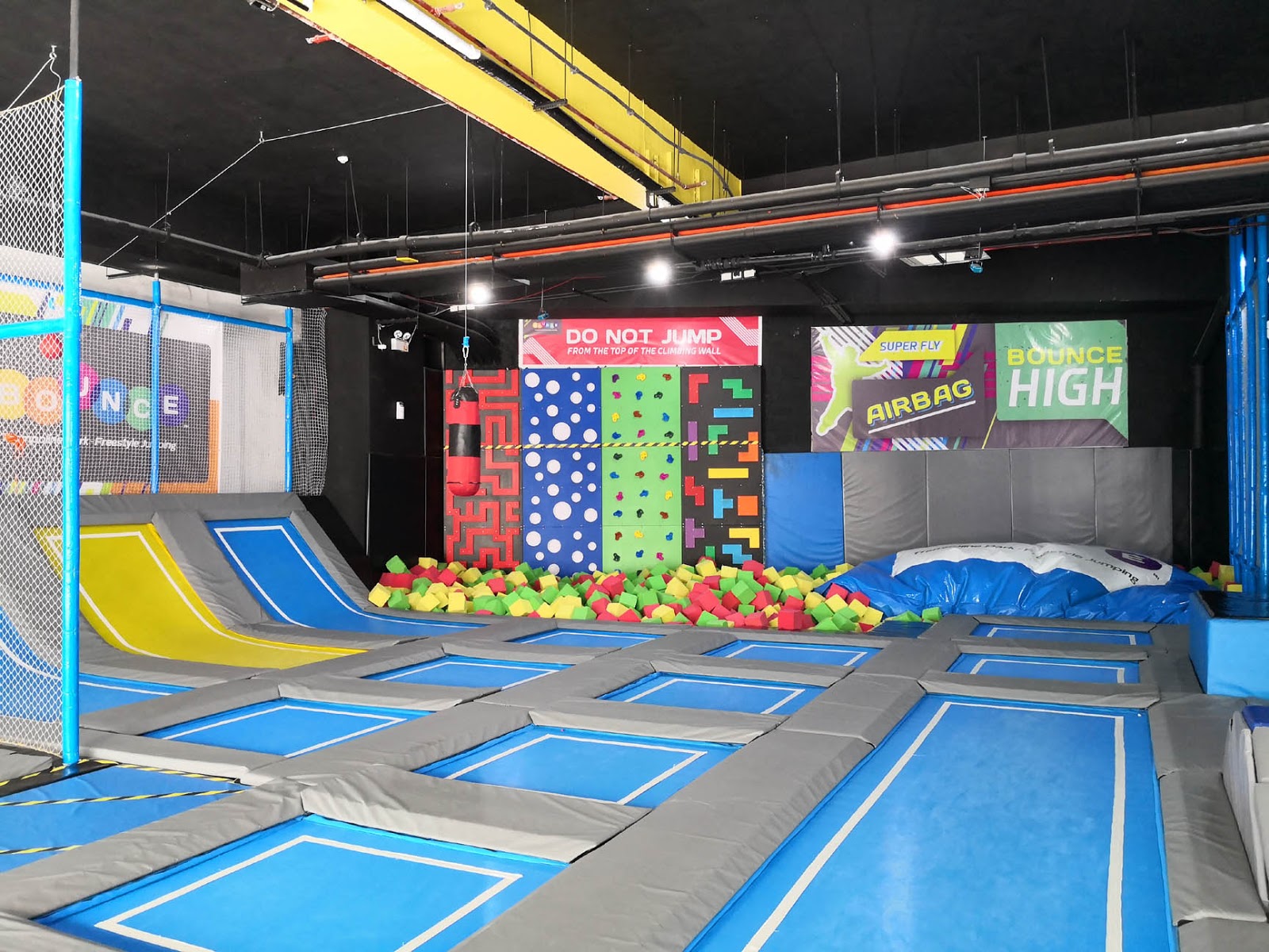 MrsMommyHolic Bounce Trampoline Park in SM Southmall