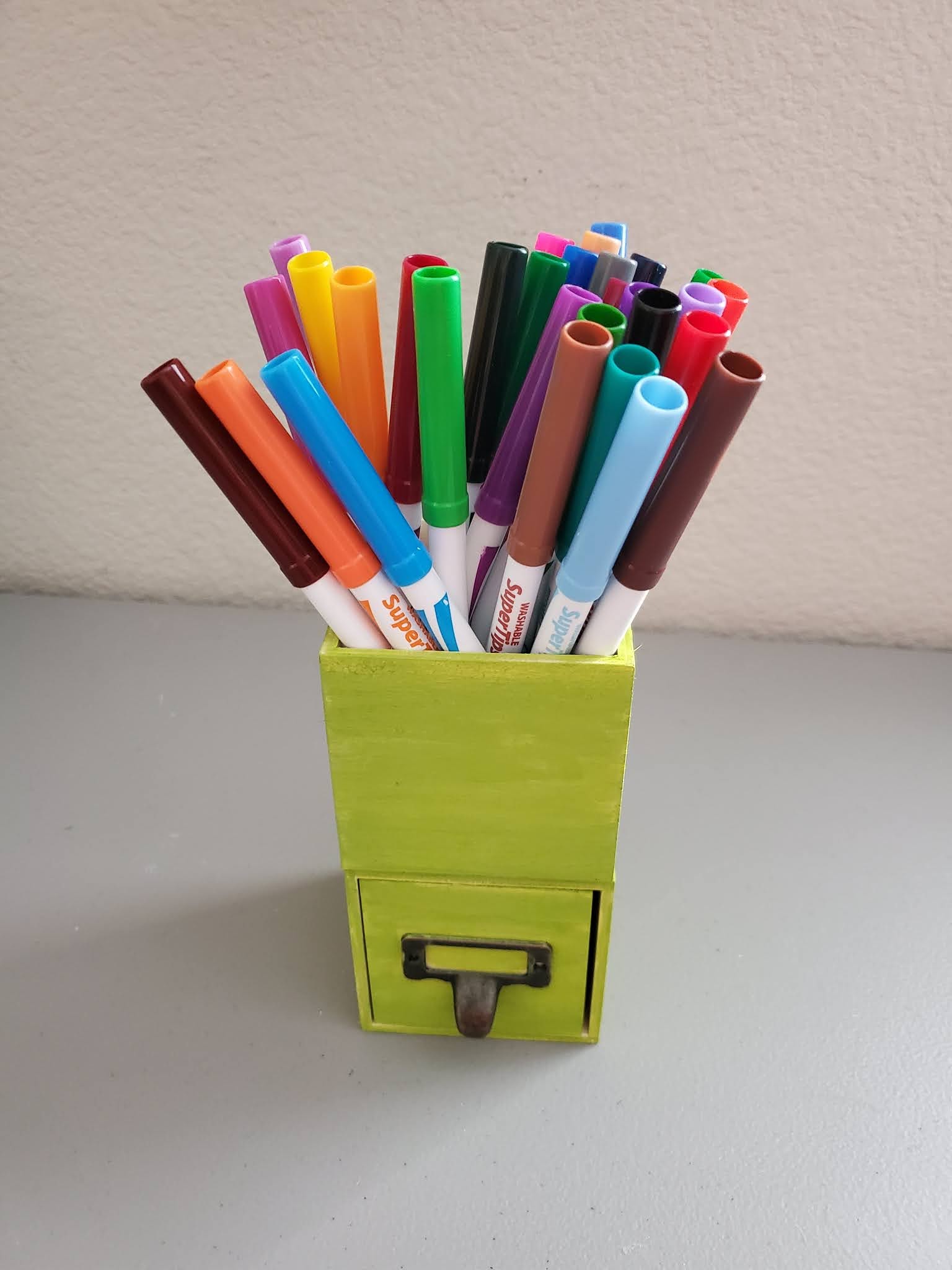 LifeDIYJosie DIY UPCYCLING DIY USING A SHOEBOX AND DOLLAR TREE PICTURE