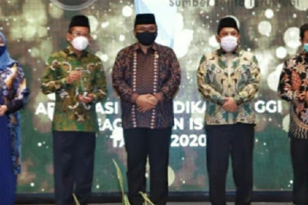    UIN Lampung Terima Penghargaan ADIKTIS 2020