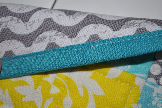 Chasing Cottons: Fusible Thread Tutorial - Featured Blogger Amelia