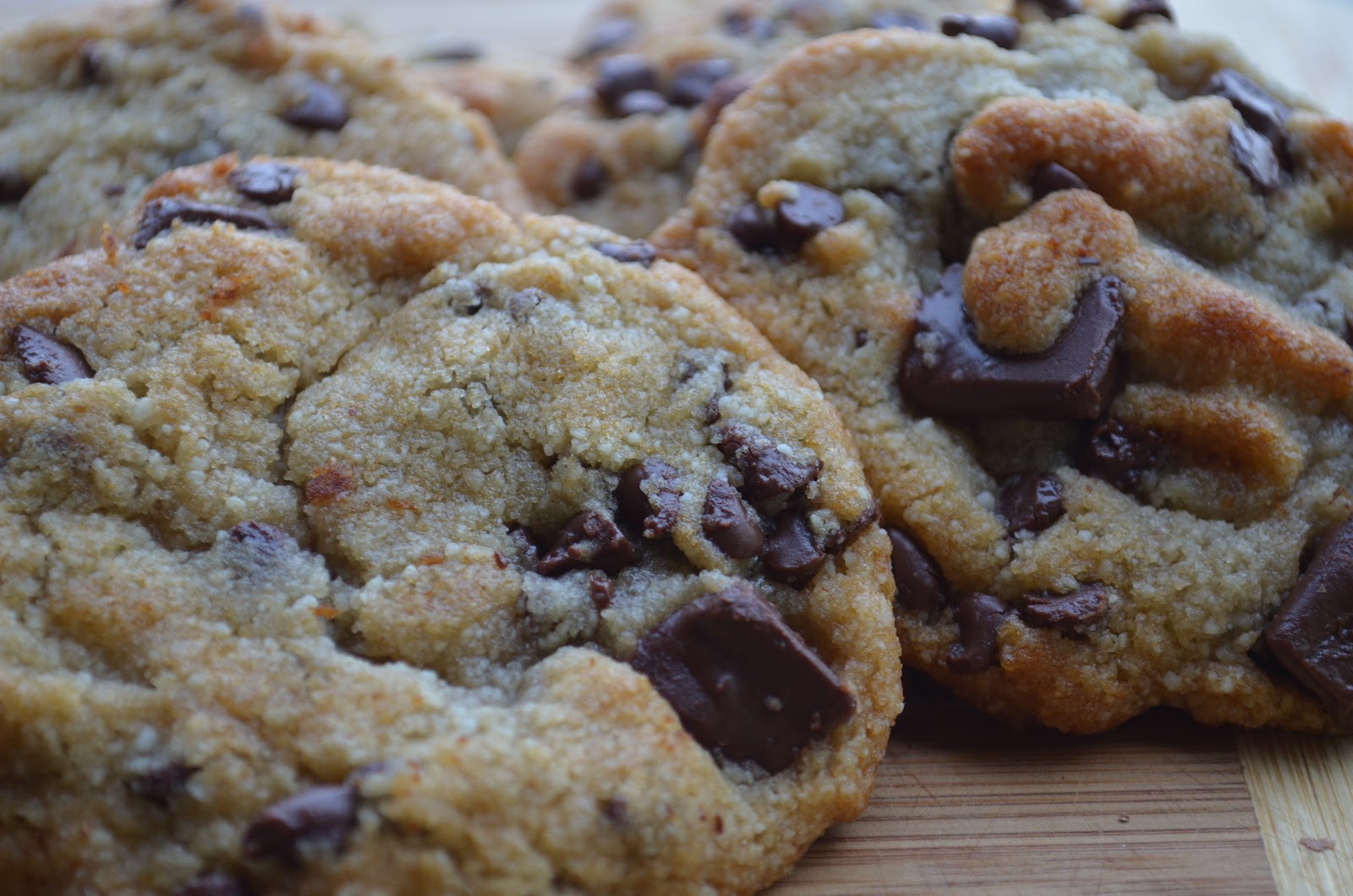 bridget b bakes: double chocolate chip cookies (vegan and gluten free)