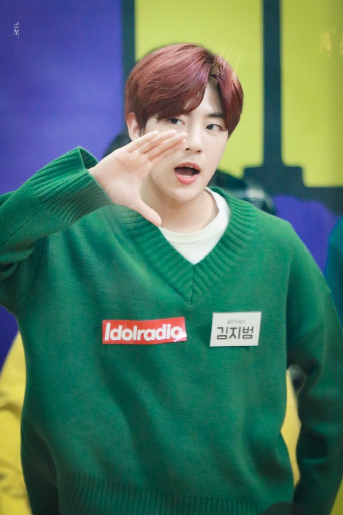 뮤비 조회수 공약으로 겨울왕국 분장하겠다는 골차 멤버 둘 | 인스티즈