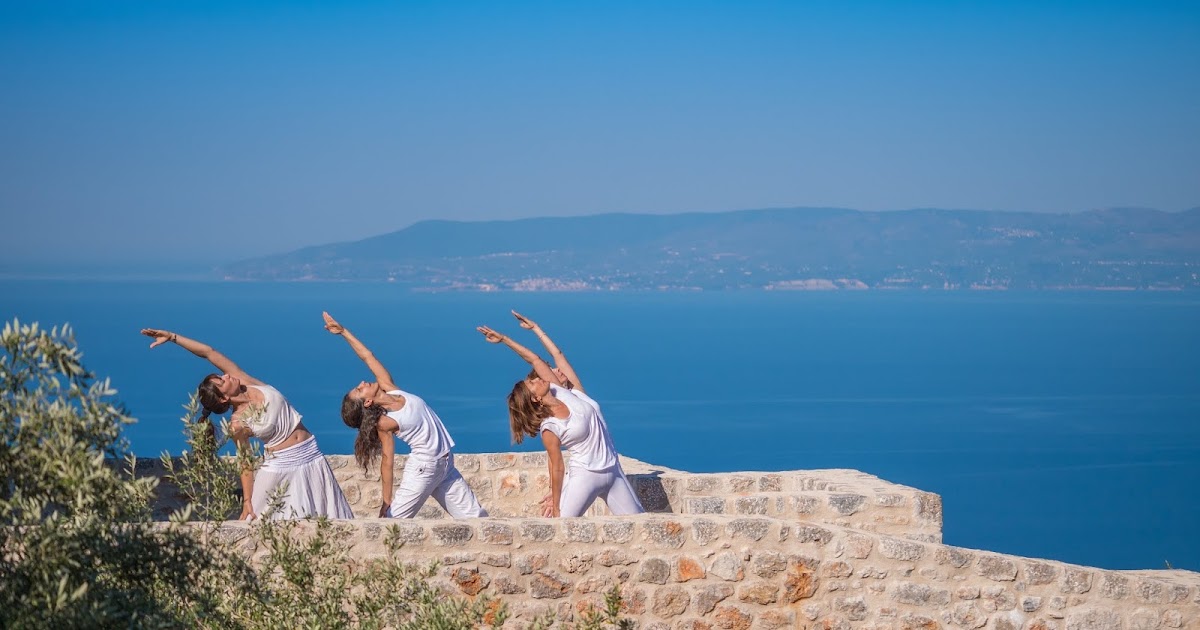 Yoga in Griechenland Im YogaRetreat Zen Rocks Mani, Peleponnes neue Kraft