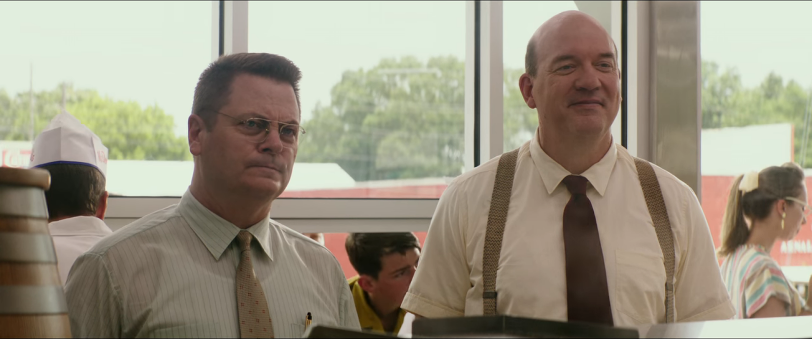 основатель кадры из фильма. х ф создатель. майкл китон макдоналдс. рэй крок майкл китон. брат макдональдс в фильме.