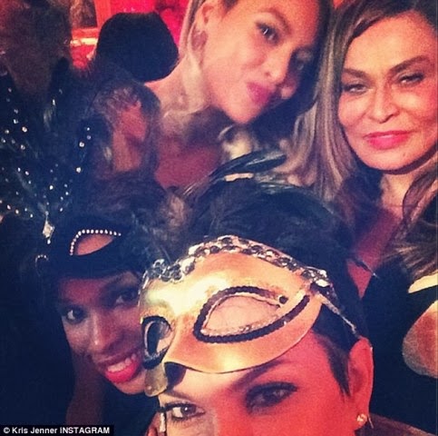 Photos From Beyonce's Mother's 60th Birthday Party 