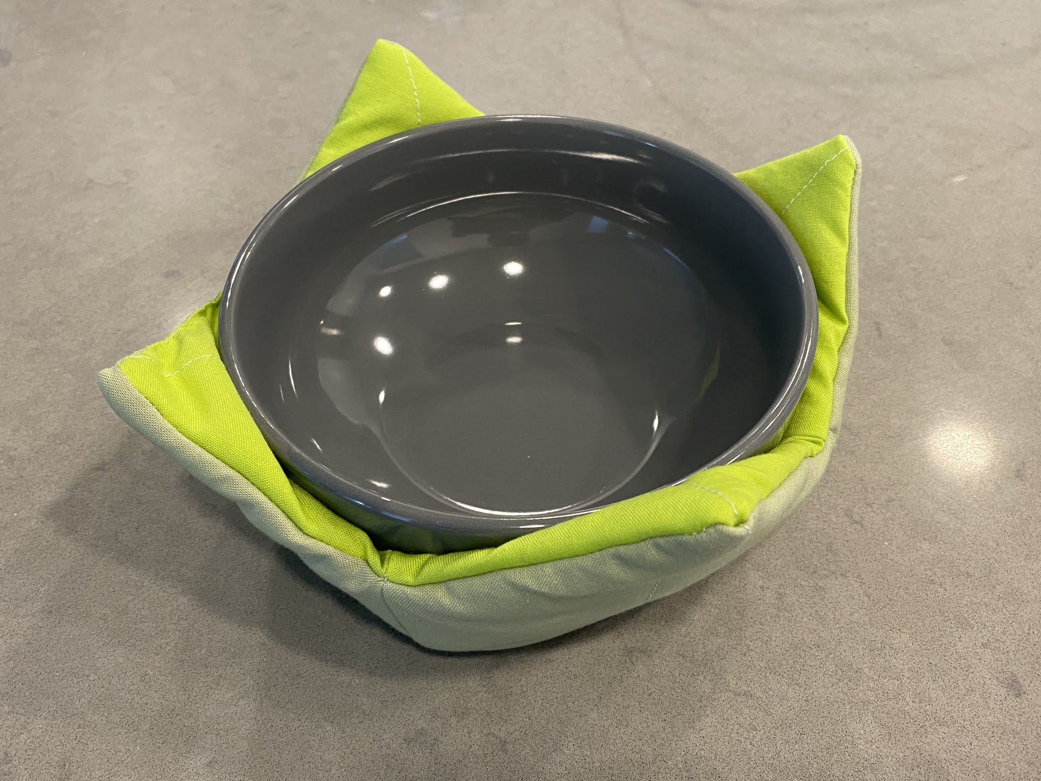 How to sew a bowl cozy, don’t burn your hands from soup!