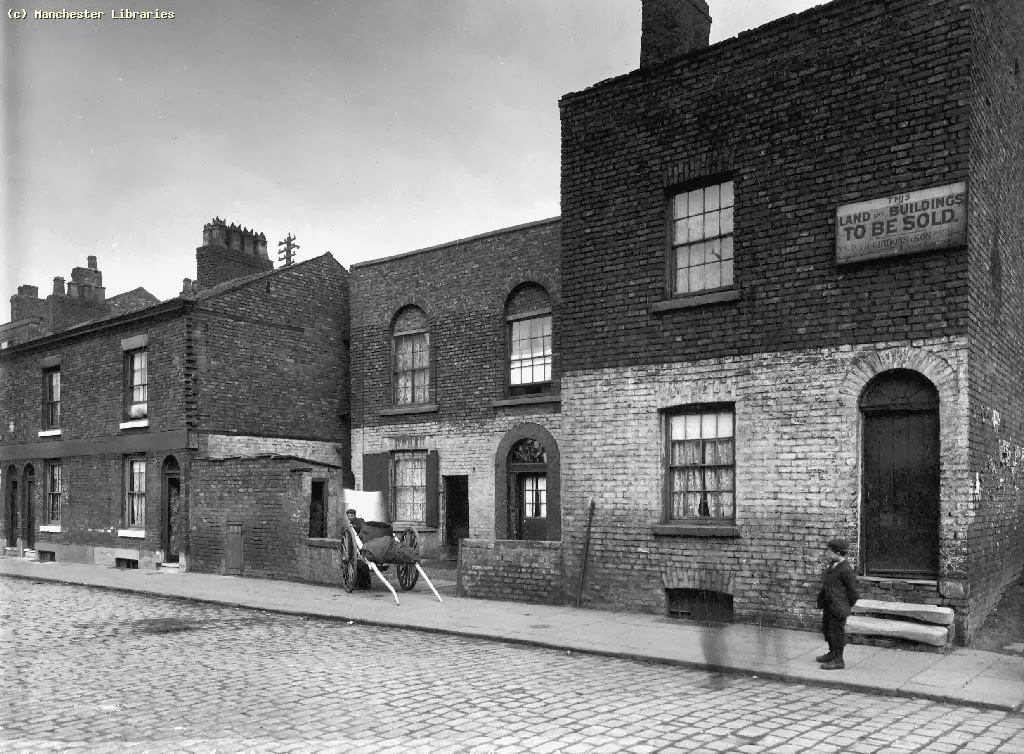 Andrew Simpson Who lived here in these houses in Christ Church Square