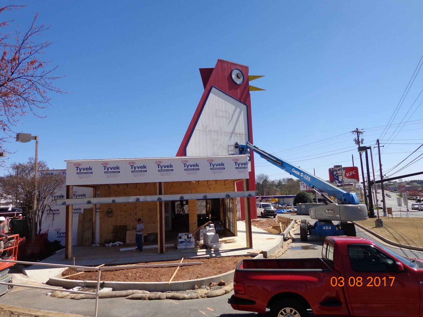 THE BIG CHICKEN THE BIG CHICKEN a Marietta landmark