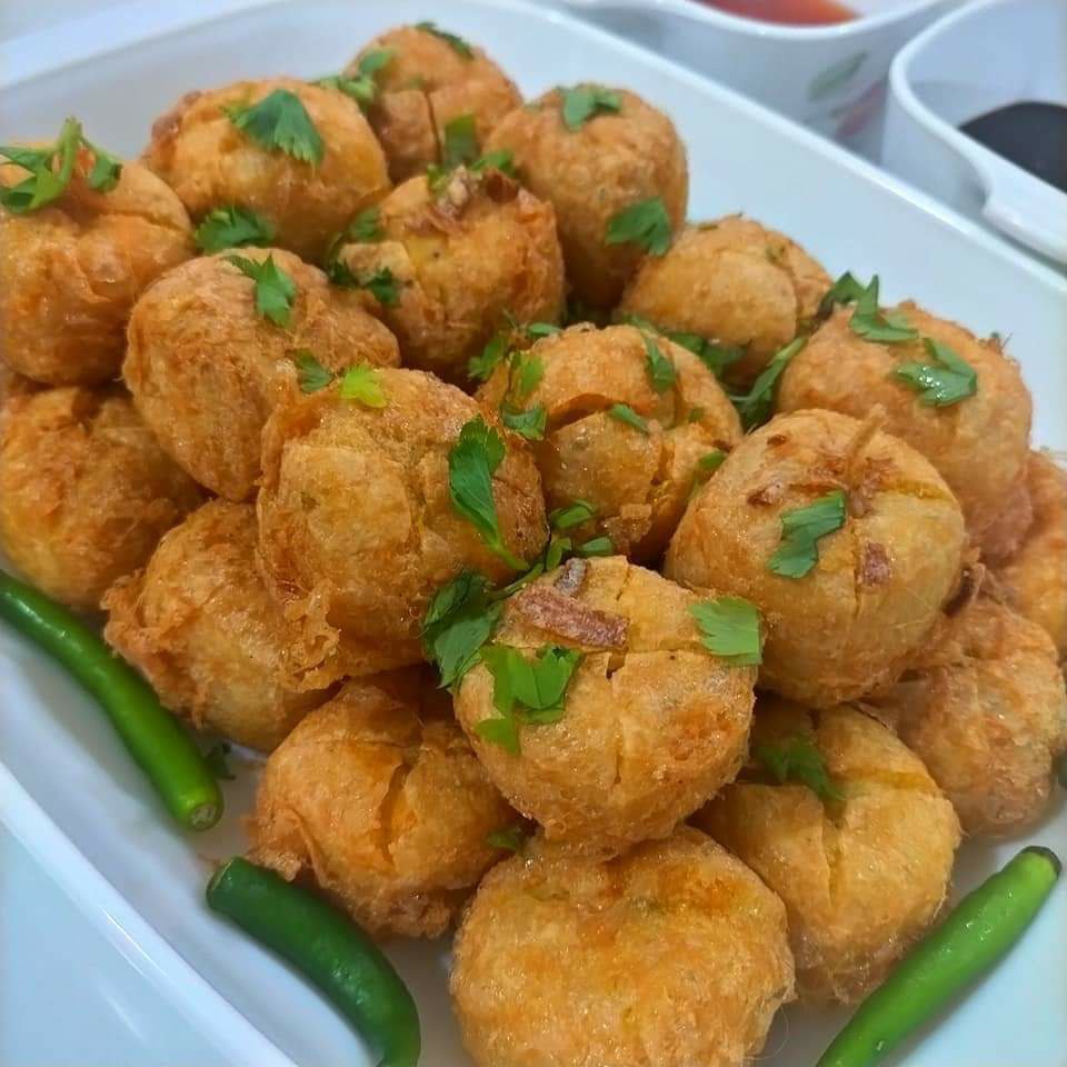 photo6244340046010363386.jpg (960×960)