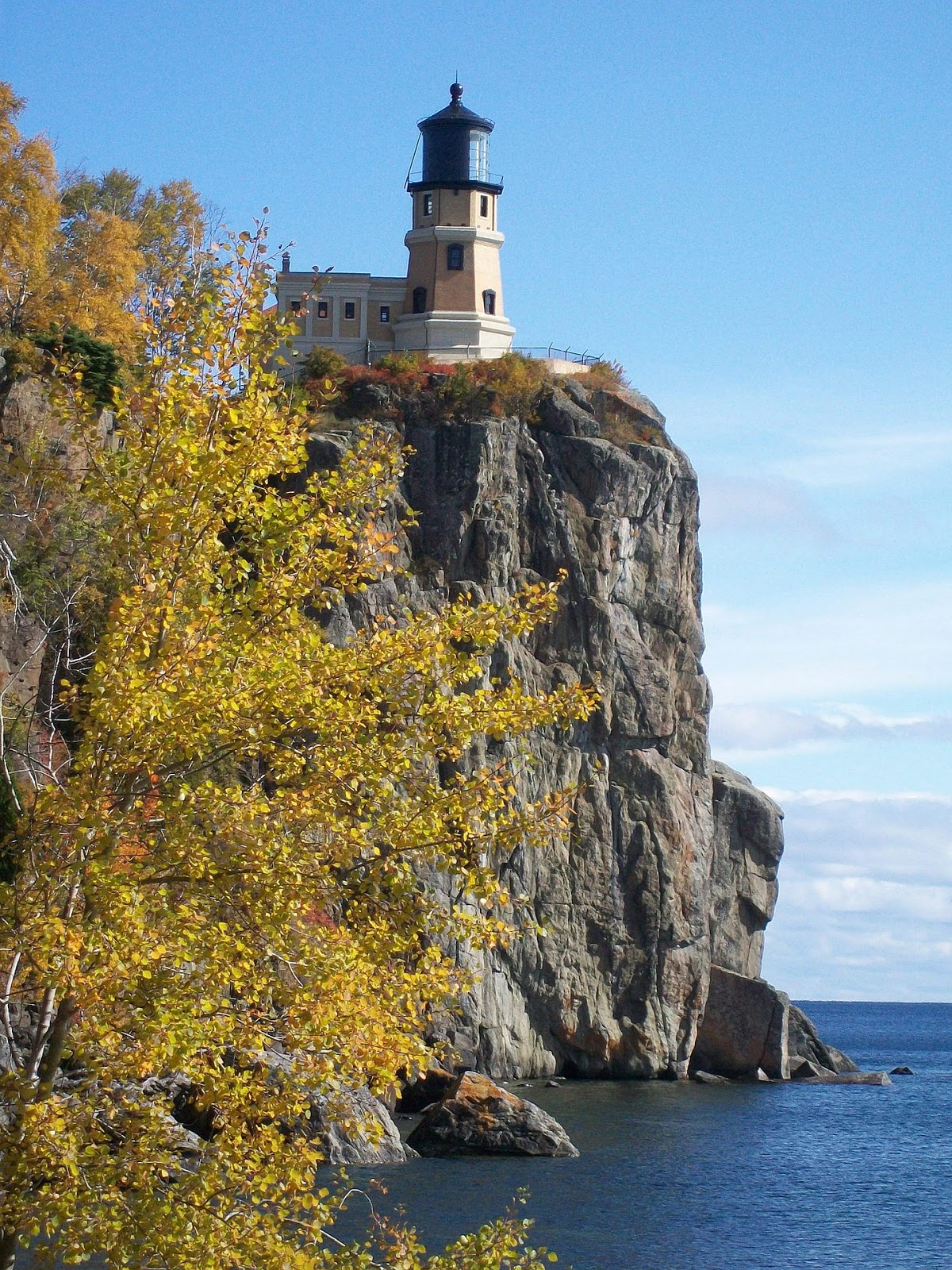 Day Hiking Trails Great trails found in Split Rock state park stretch
