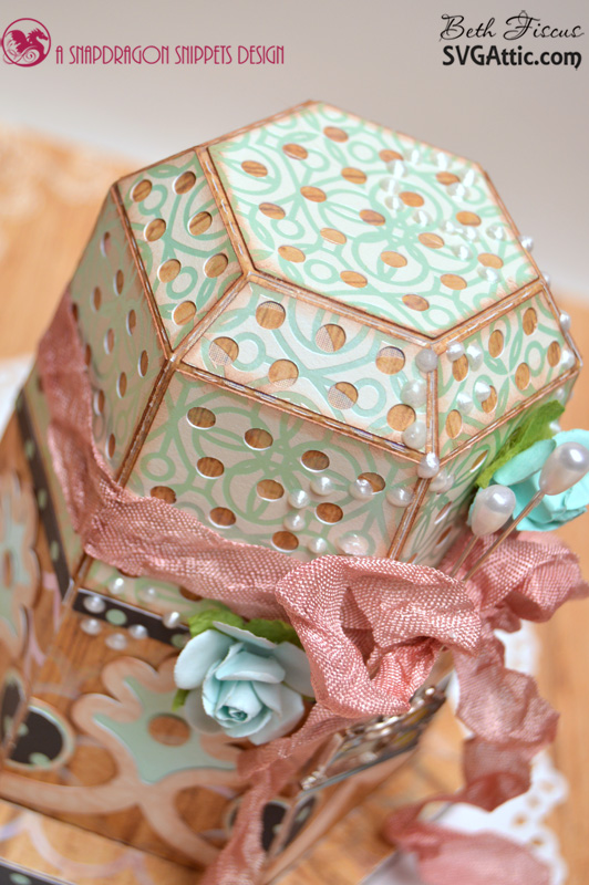 Beth's Beauties Shabby Chic Thimble Box