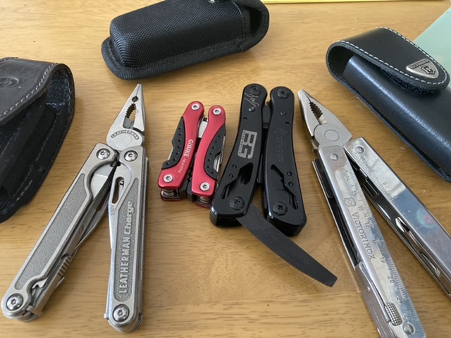 箱だけ難あり レザーマン ナイロンケース付き アウトドア LEATHERMAN チャージプラス G10 箱だけ難あり レザーマン ナイロンケース付き アウトドア LEATHERMAN チャージプラス G10